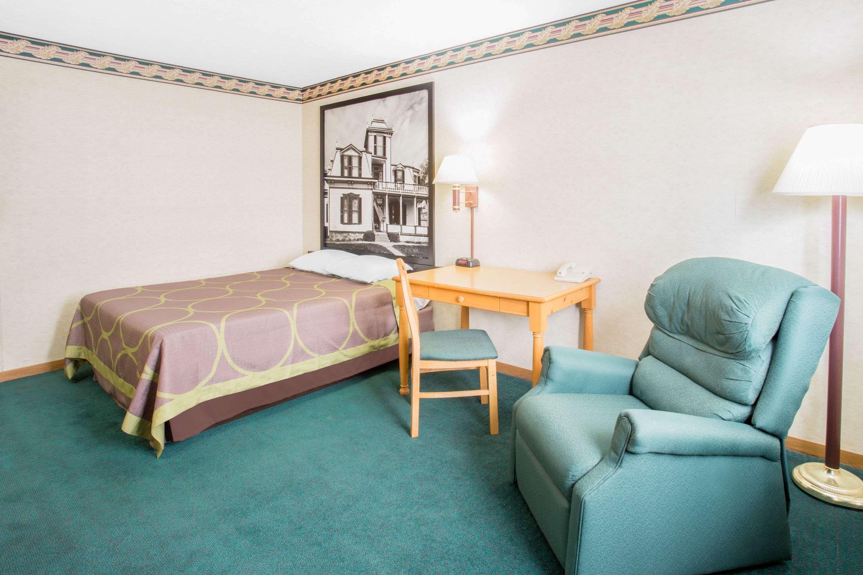 Burgundy Inn & Suites By Oyo El Paso Bagian luar foto